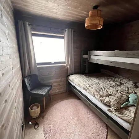 Rindabotn Fjelltun In-ski Out * سوغندال