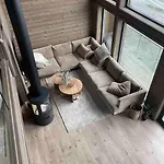 Rindabotn Fjelltun In-ski Out